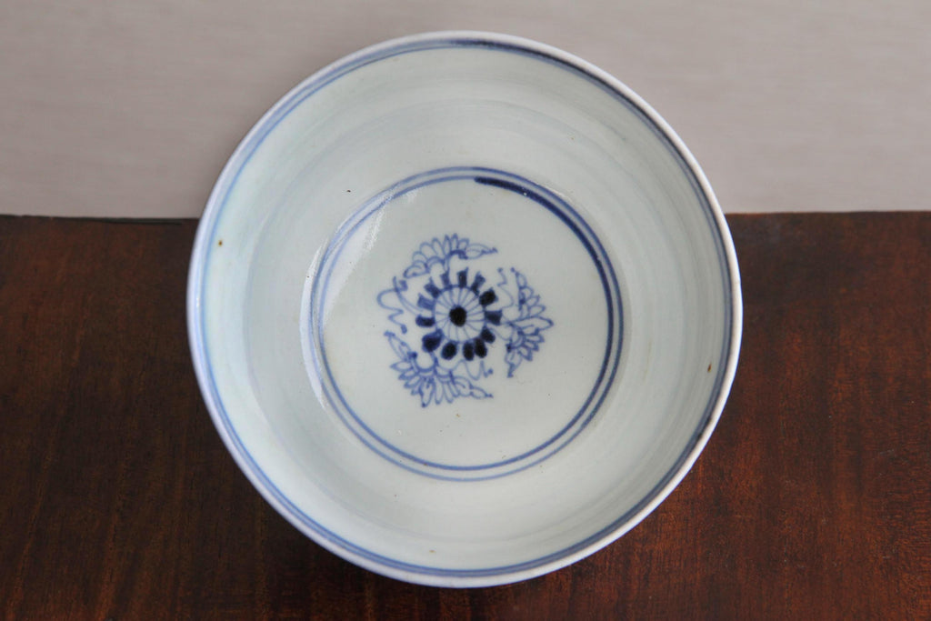 Antique Imari ware bowl.