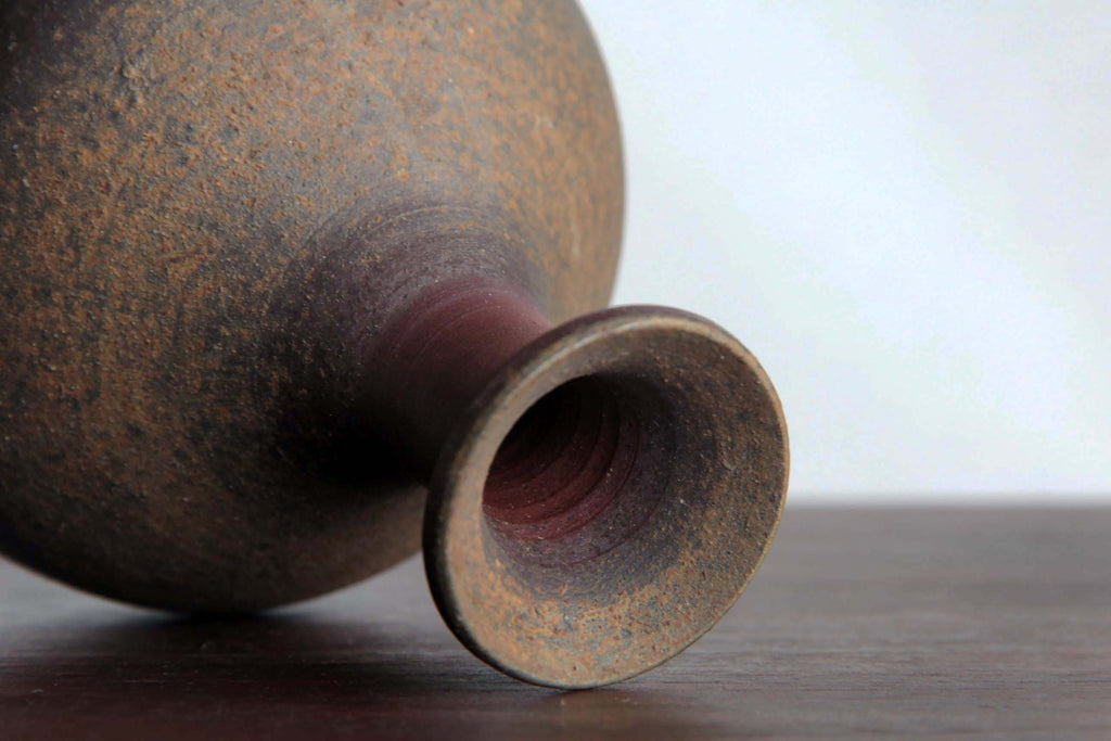 Bizen ware, Sake bottle, Unglazed Japanese pottery from Okayama Prefecture.