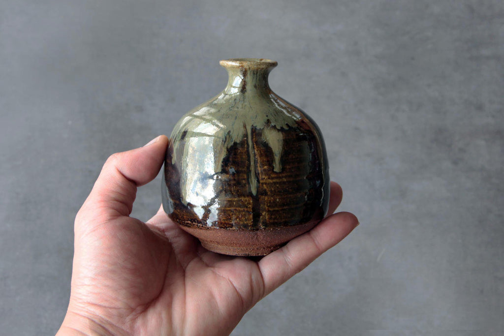 Japanese Sake bottle, Kaiseki food tableware 