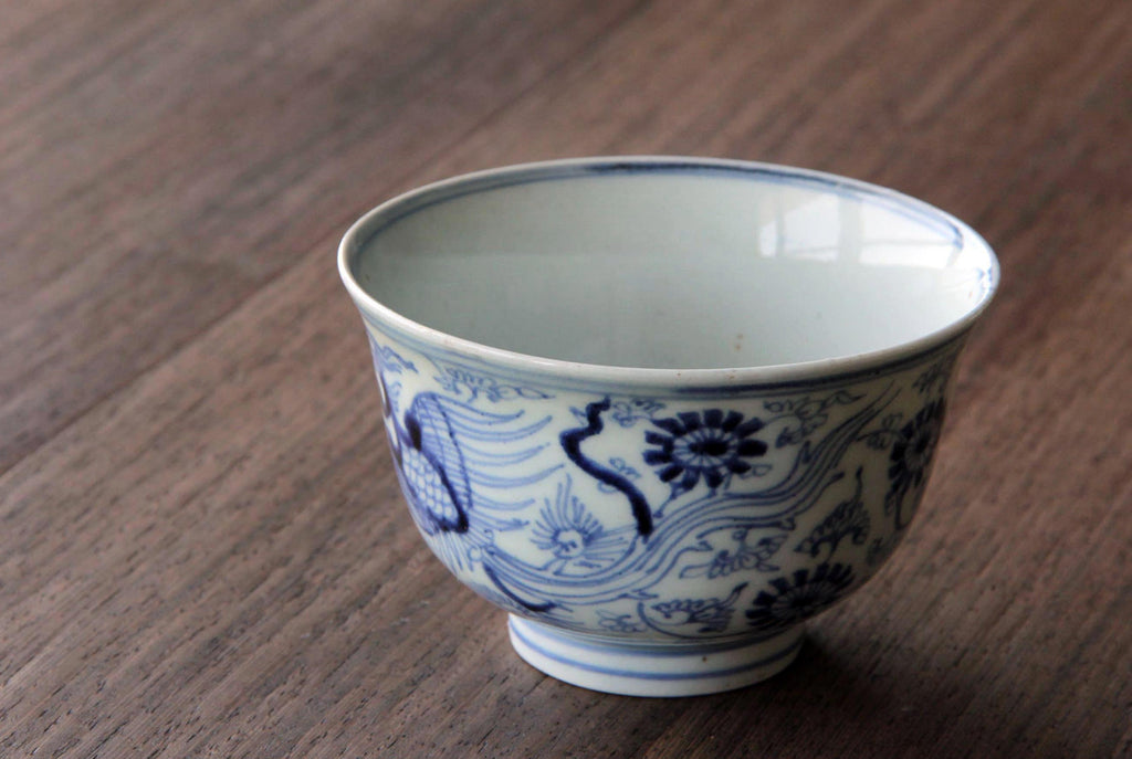 Antique Imari ware bowl.