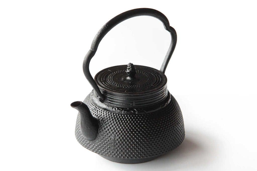 Japanese iron kettle, Nanbu Tetsubin for boiling water.