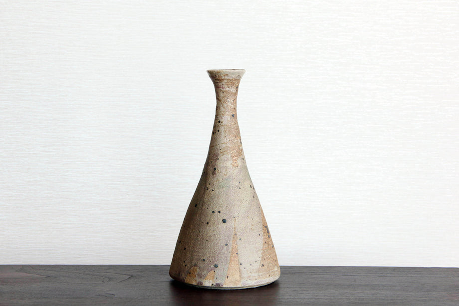 H 21.5cm Japanese Vase – Handcrafted Bizen Pottery with