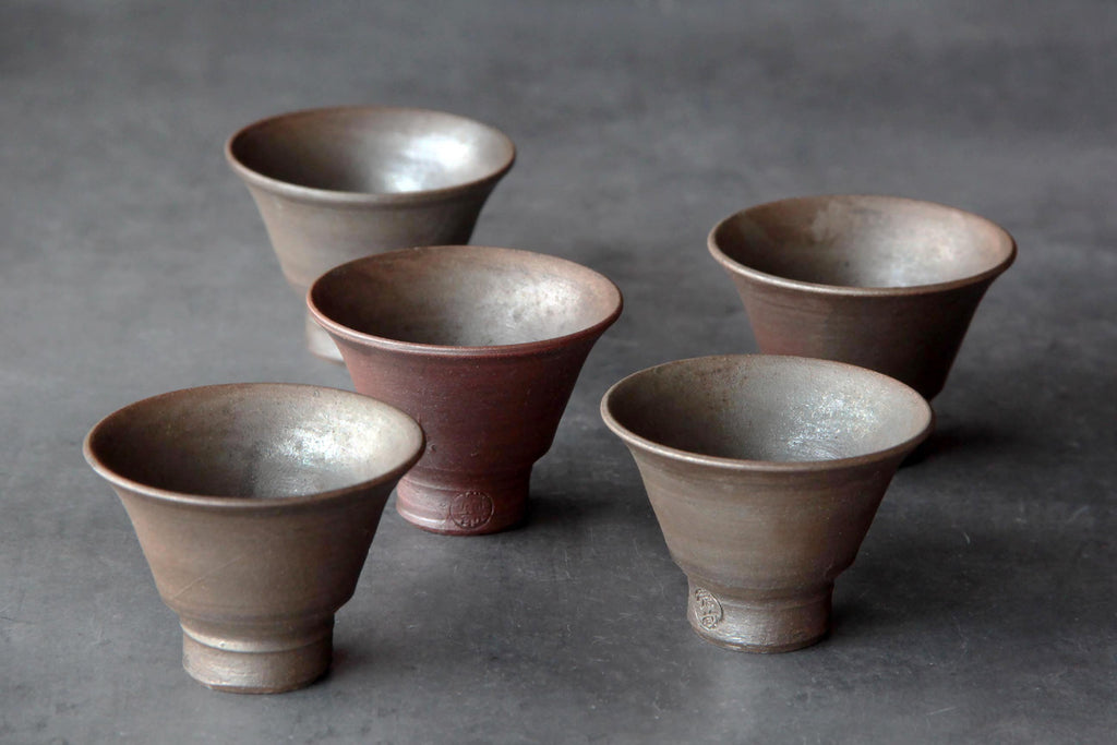 Sharp design Sake cup from Bizen pottery