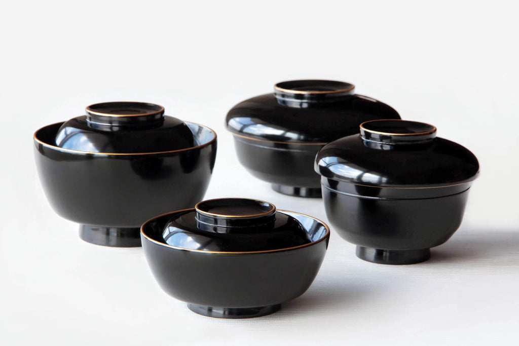 Rich black Urushi, Japanese Kaiseki tableware. Lidded wooden bowl.