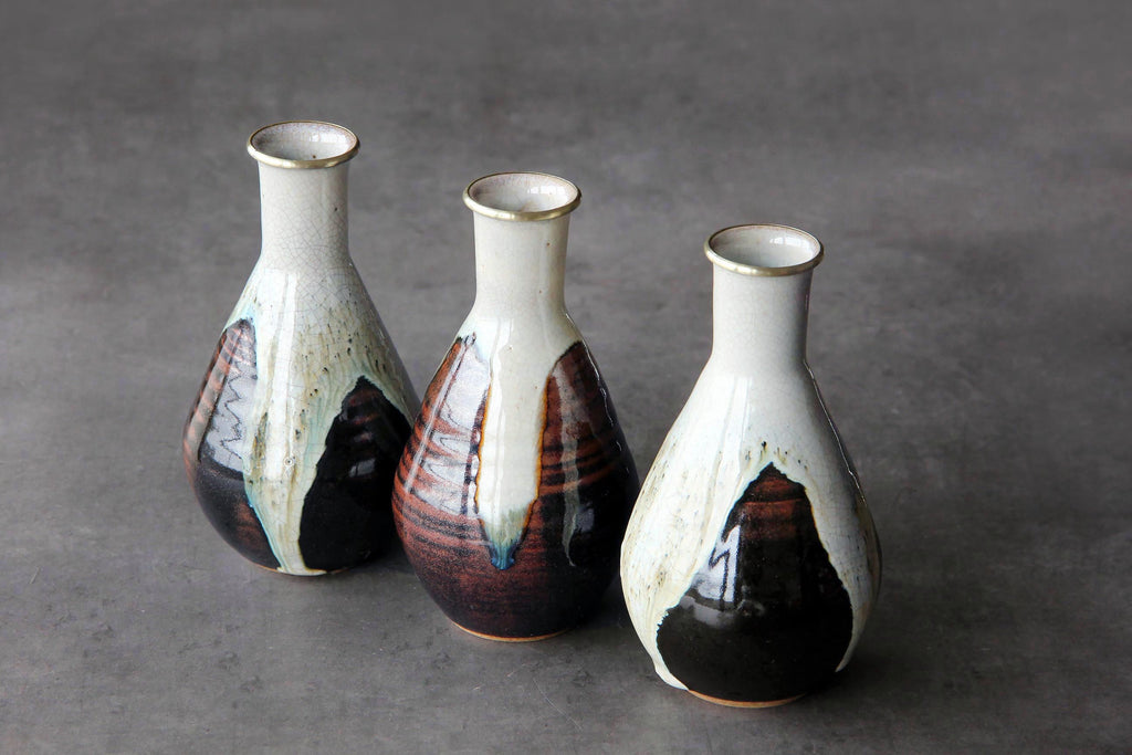 Nicely glazed Sake bottle, bud vase, Japanese ceramic 