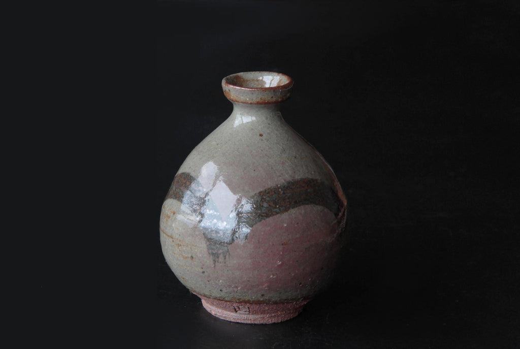 Japanese Sake bottle by a noted potter, Junichi 