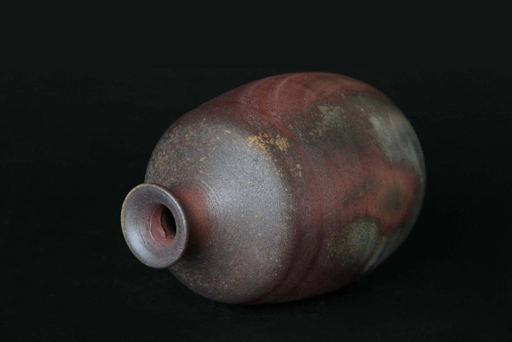 Bizen ware, Sake bottle, Unglazed Japanese pottery from Okayama Prefecture.