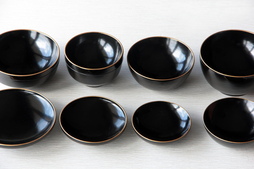 Rich black Urushi, Japanese Kaiseki tableware. Lidded wooden bowl.