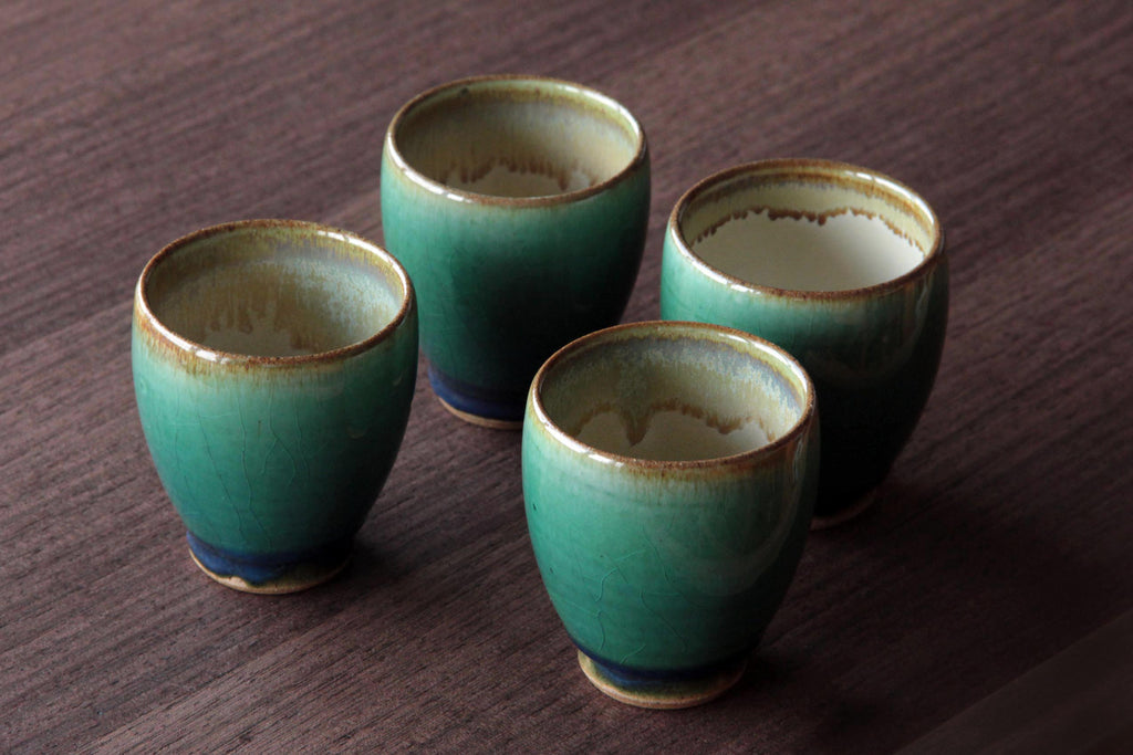 Deep green glaze cup. Rare Otaru-Kiln pottery. 