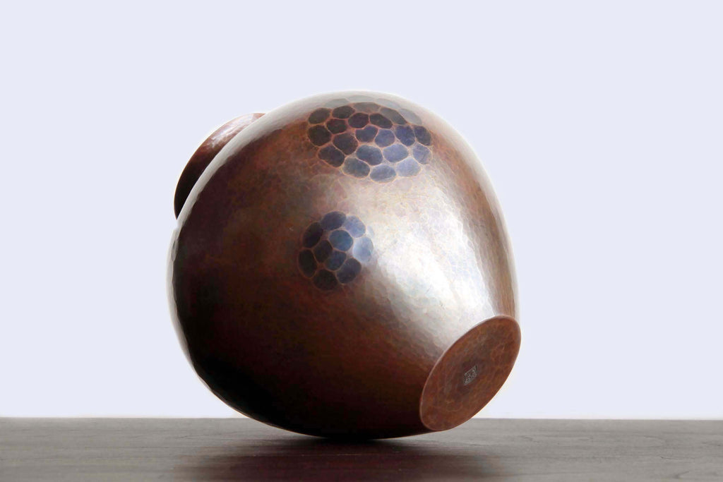 Japanese copper vase by Gyokusendo