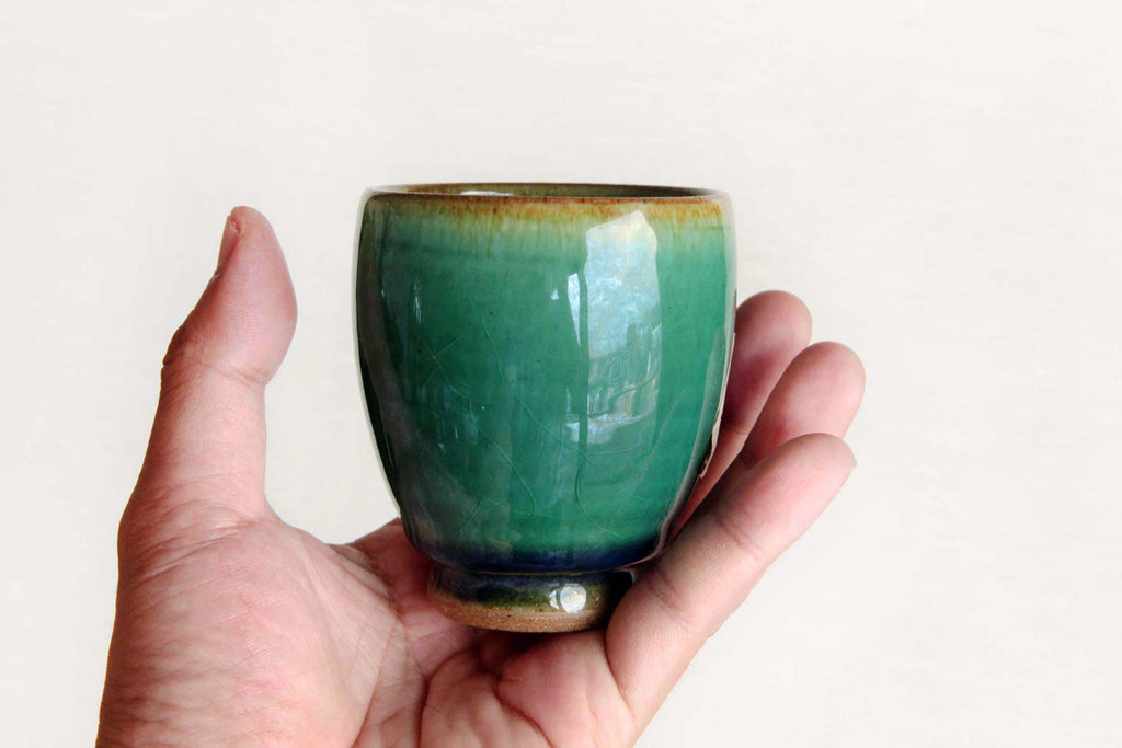 Deep green glaze cup. Rare Otaru-Kiln pottery. 