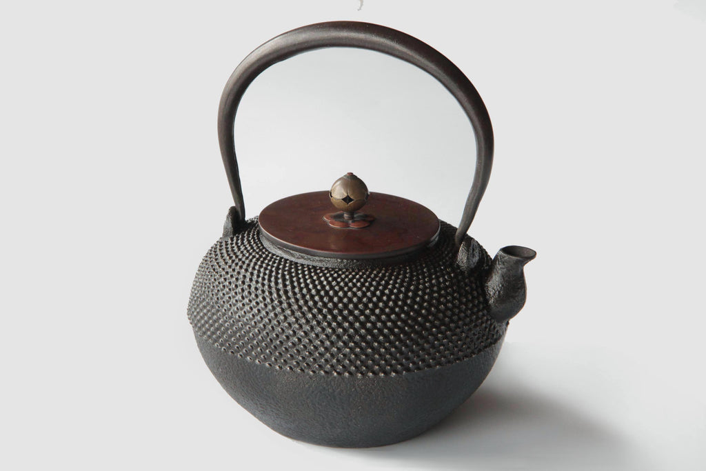 Japanese iron kettle, Nanbu Tetsubin for boiling water.