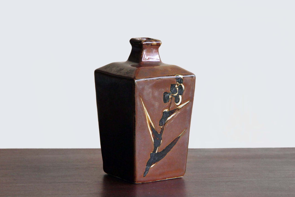 Japanese ceramic vase by Ichiro Kimura, noted Mashiko potter 