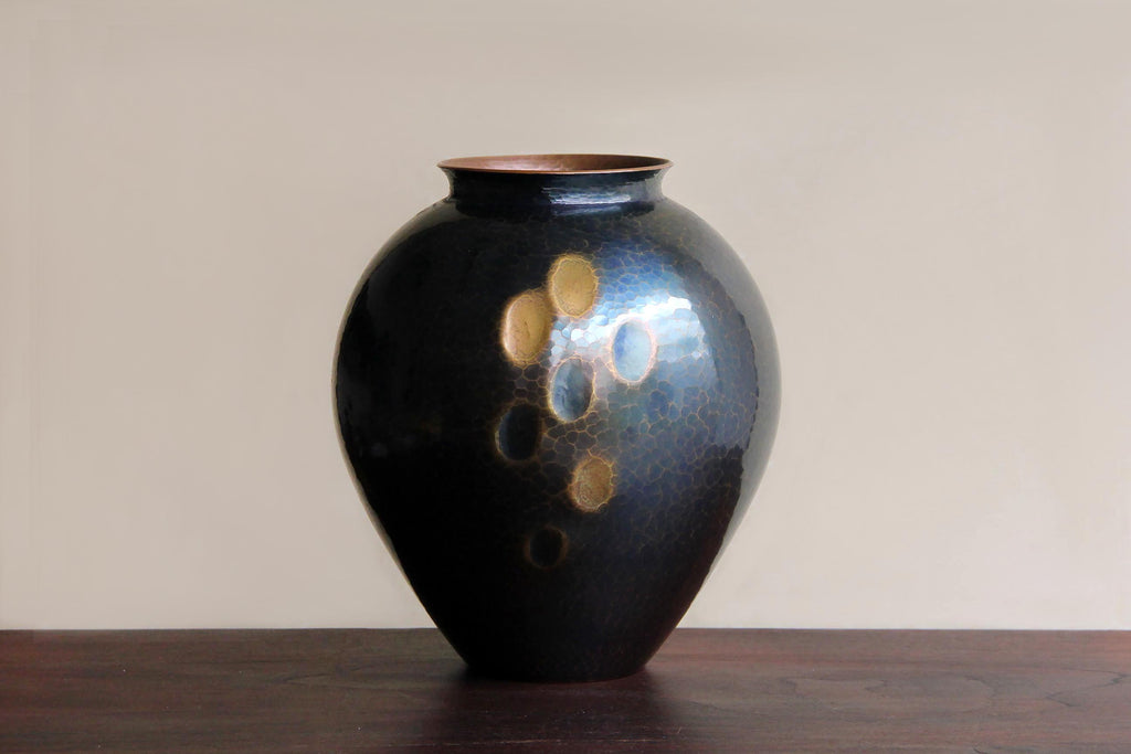 copper vase by gyokusendo