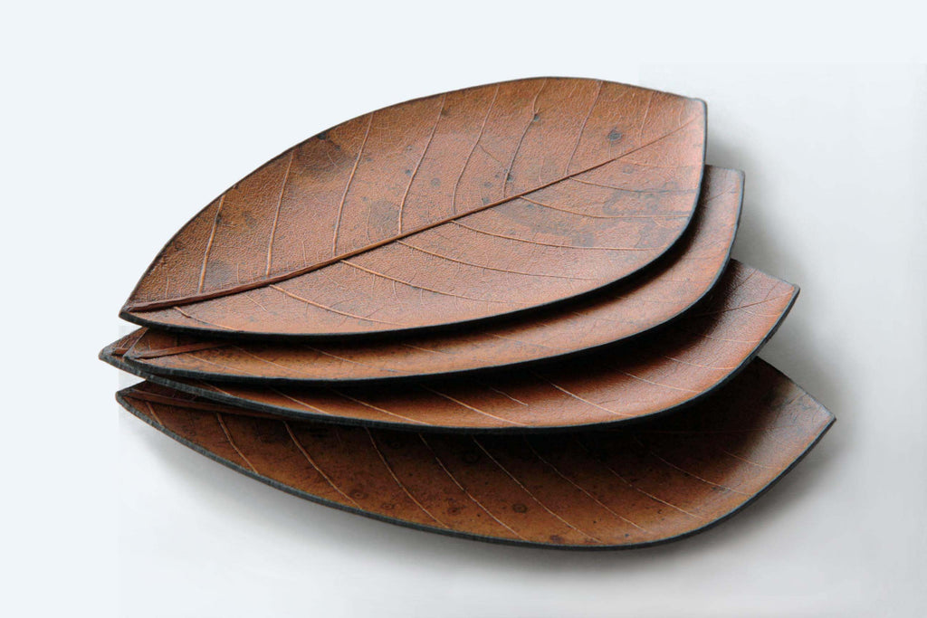 Natural leaf plate