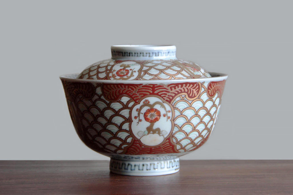 Single Ko-Imari lidded bowl photographed with soft lighting and shadow