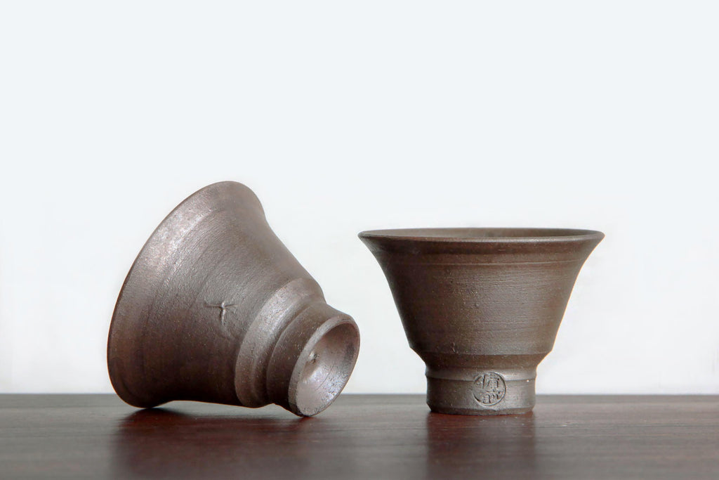 Sharp design Sake cup from Bizen pottery