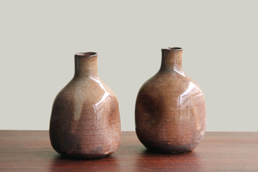 Japanese pottery artist, Sake bottle