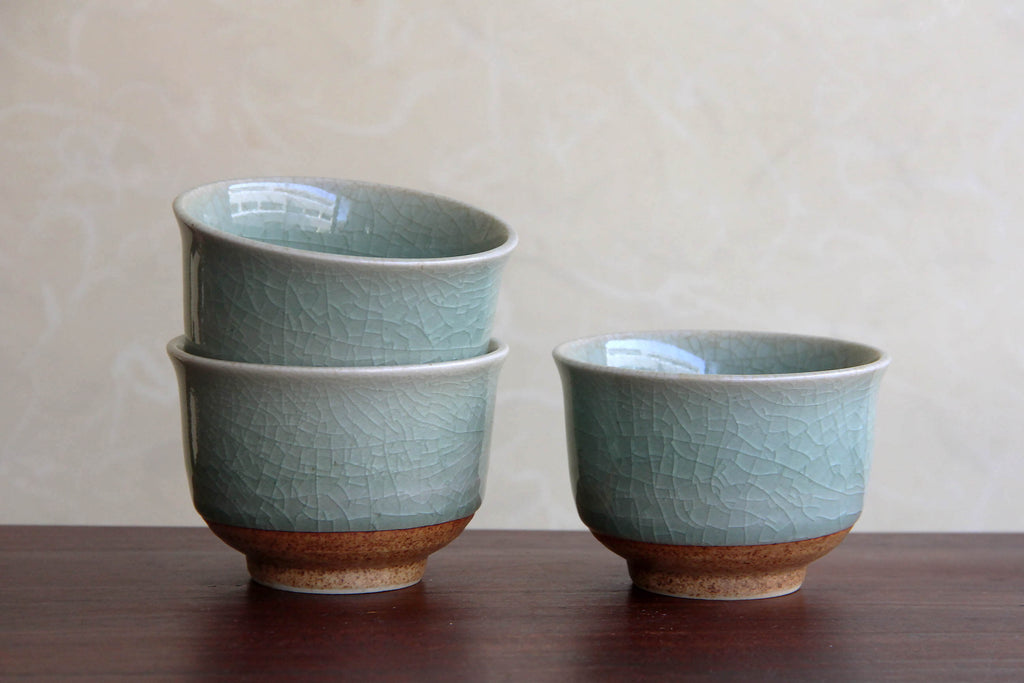 ceramic tea cup, Yunomi, Japanese pottery