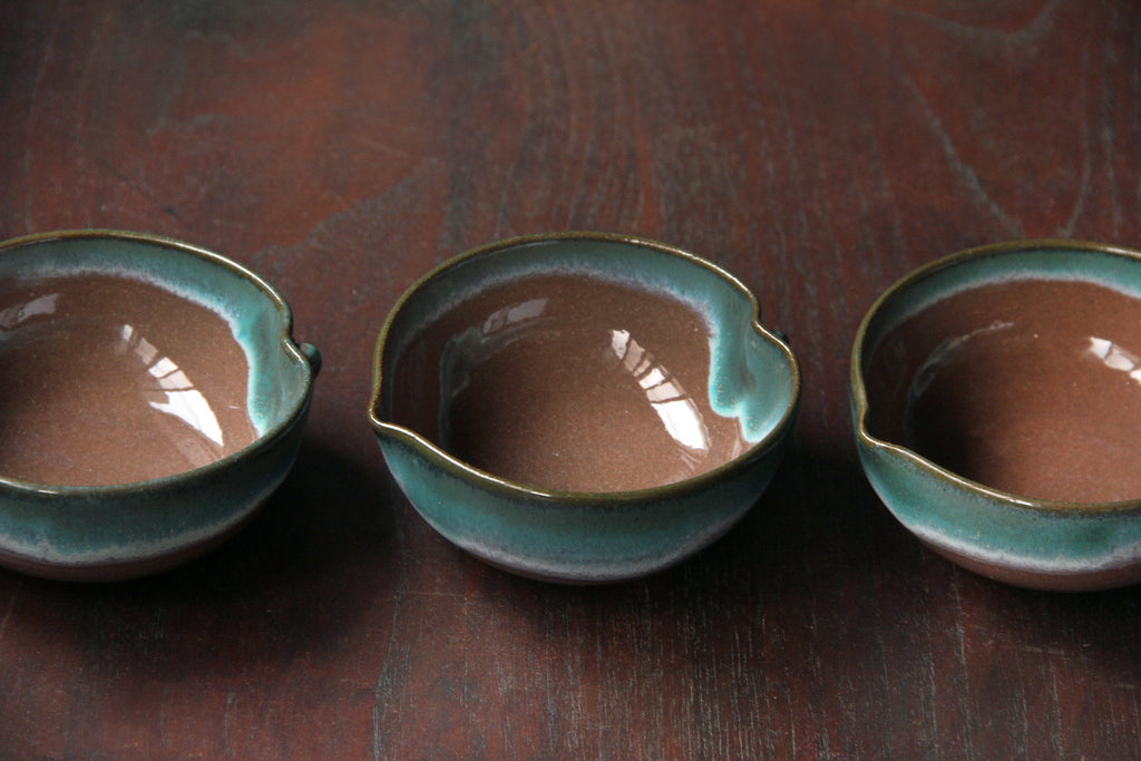 Japanese pottery, Agano ware, green bowl for table