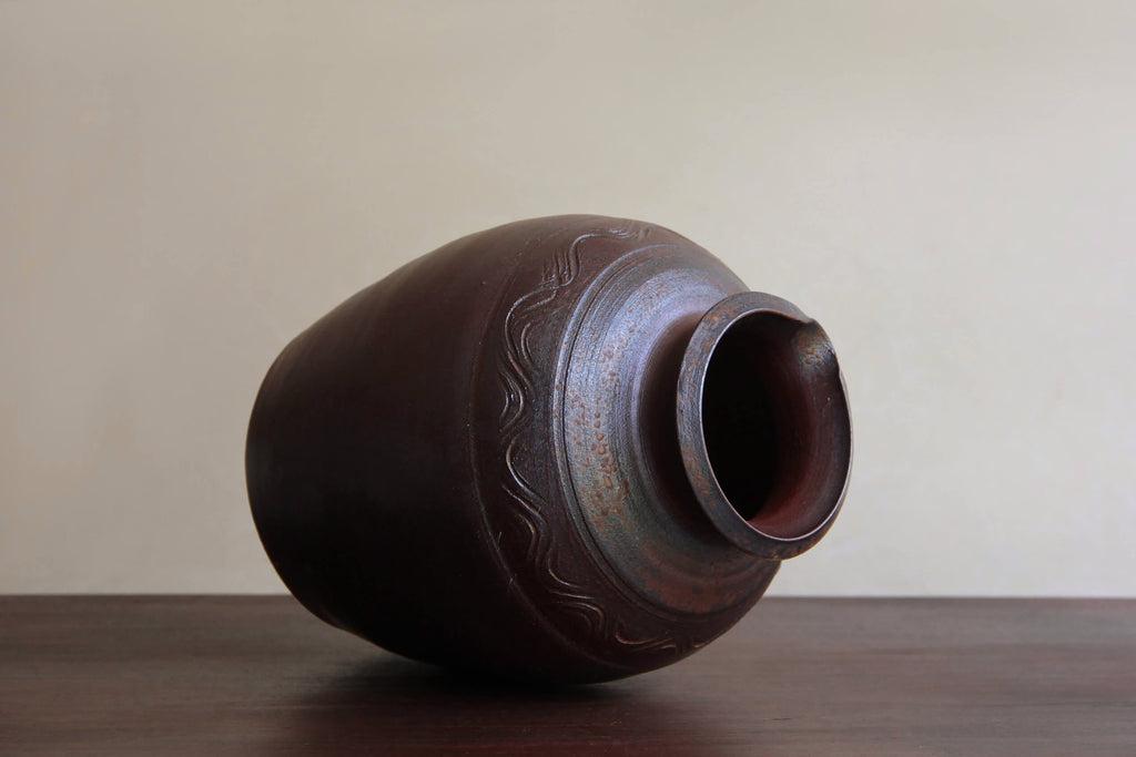 Japanese ceramic vase, unglazed pottery 