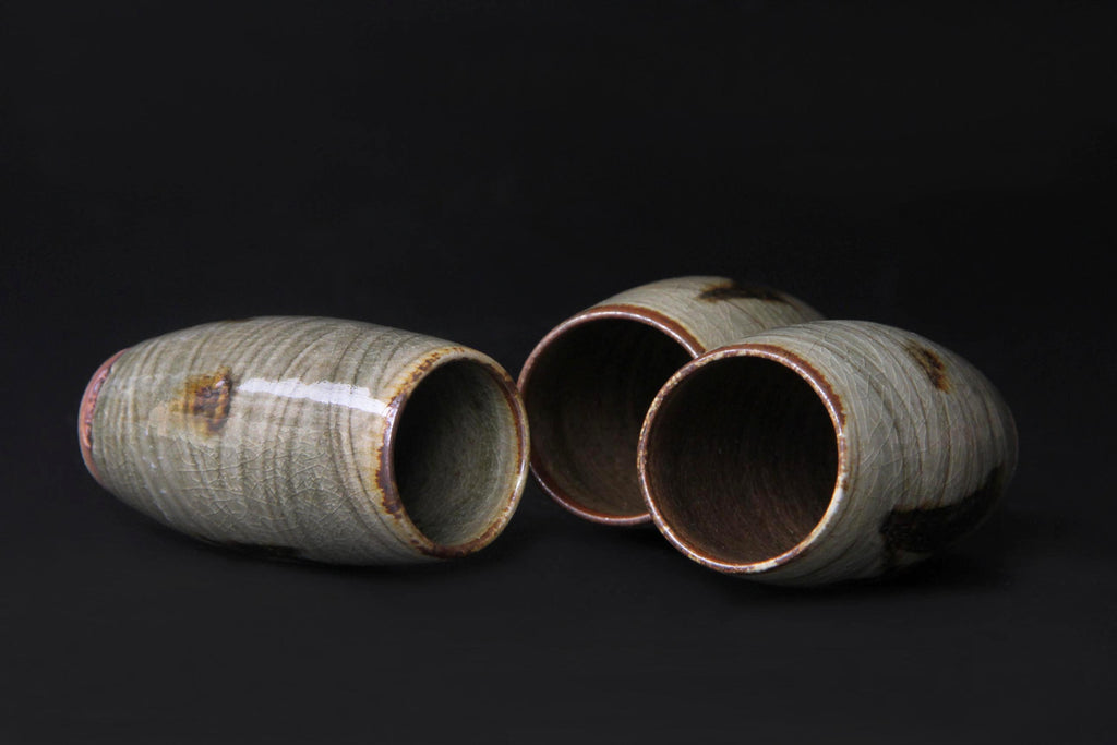 thin style Japanese Karatsu pottery