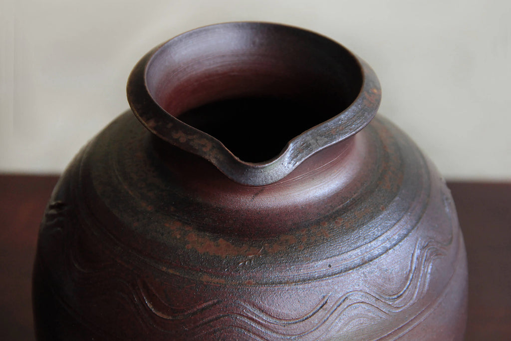 Japanese ceramic vase, unglazed pottery 